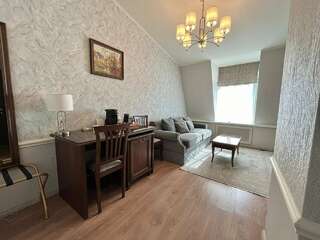 Гостиница Екатерина Санкт-Петербург Двухкомнатный Делюкс "Мансарда"-8