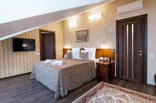 Гостиница Екатерина Санкт-Петербург Двухкомнатный Делюкс "Мансарда"-5