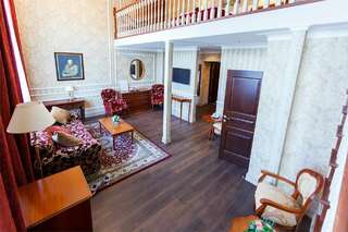 Гостиница Екатерина Санкт-Петербург Люкс Достоевского Ф.М. с видом на ул. Миллионную-1