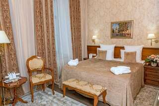 Гостиница Екатерина Санкт-Петербург Стандартный двухместный номер с 1 кроватью или 2 отдельными кроватями-4